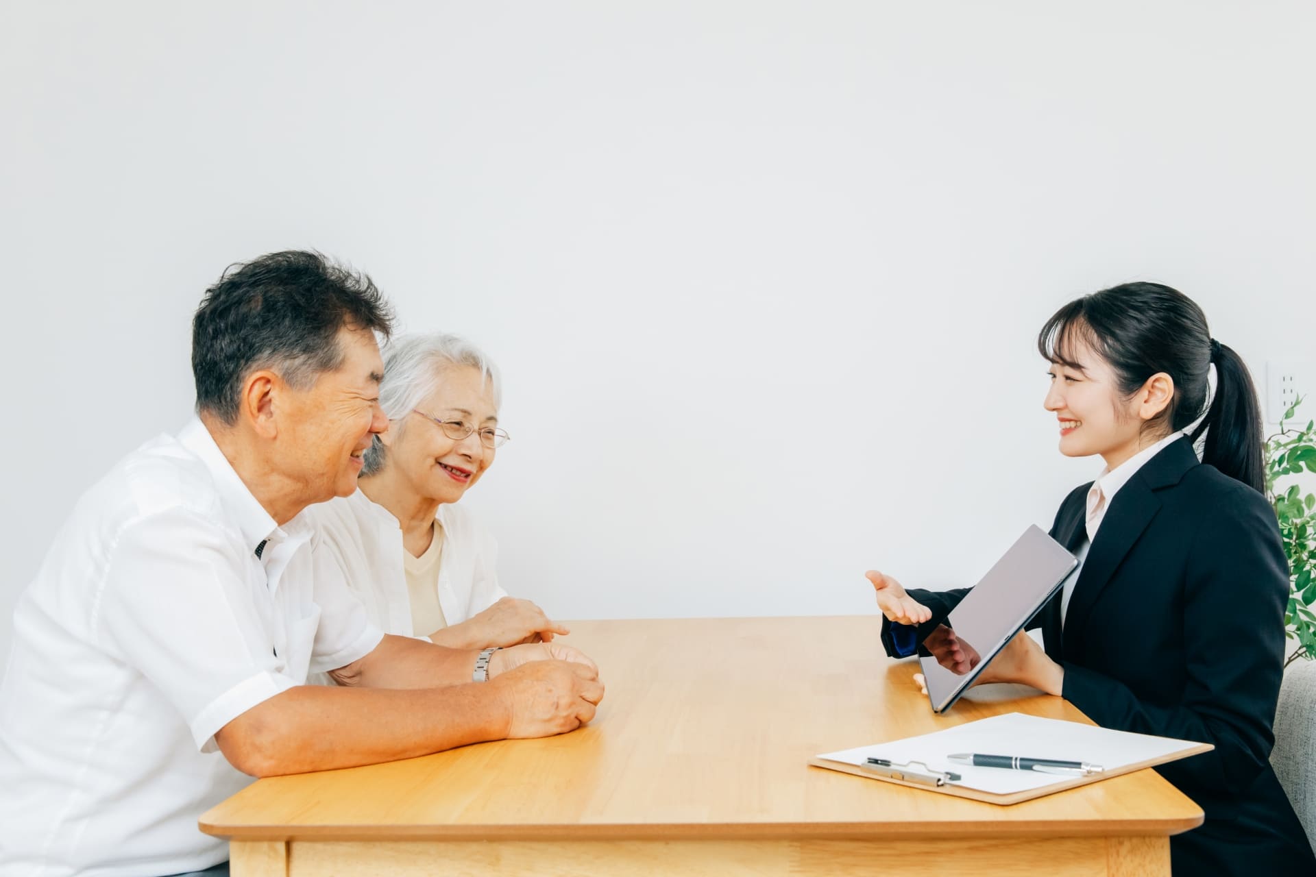 介護休業給付金の申請手続き方法は？